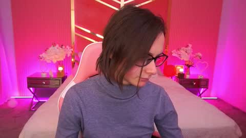 Snapshot of allymiss chatting on 12/18/25, 08:42 allymiss online show from 12/18/25, 08:42