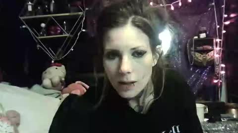allymoon1369 online show from 04/17/26, 03:09