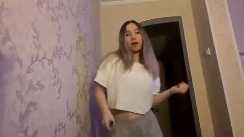 Snapshot of allynmckinnell chatting on 02/19/26, 02:46 Trisha online show from 02/19/26, 02:46