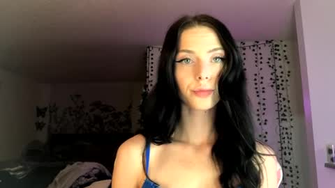 Ally Girl In Her Ally World online show from 01/28/25, 06:16