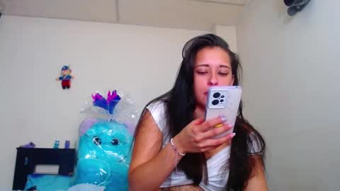 Snapshot of allyson_collins_ chatting on 09/22/25, 08:00 Allyson collins online show from 09/22/25, 08:00