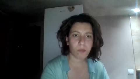 Snapshot of alma_amy chatting on 02/09/25, 09:06 Alma online show from 02/09/25, 09:06