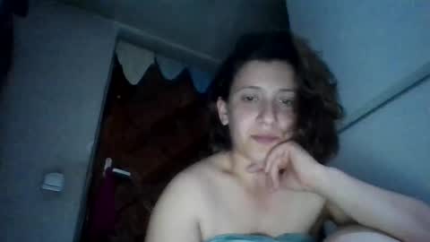 Snapshot of alma_amy chatting on 02/14/25, 08:48 Alma online show from 02/14/25, 08:48