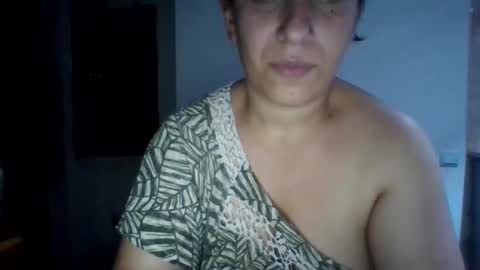 Snapshot of alma_amy chatting on 09/12/25, 09:37 Alma online show from 09/12/25, 09:37