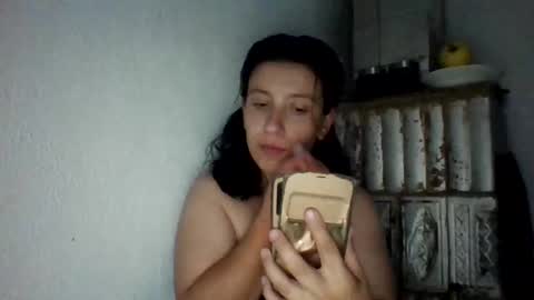 Snapshot of alma_amy chatting on 09/25/25, 06:55 Alma online show from 09/25/25, 06:55