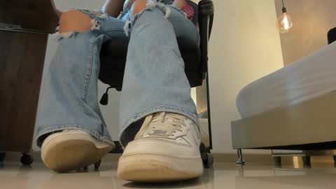 ALMA FENIX  online show from 11/10/25, 12:26