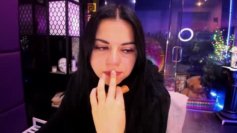 Alma online show from 11/08/25, 08:47