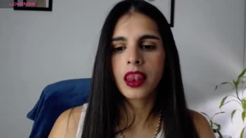 Snapshot of alma_sweet chatting on 03/09/25, 06:54 Arhantxa online show from 03/09/25, 06:54