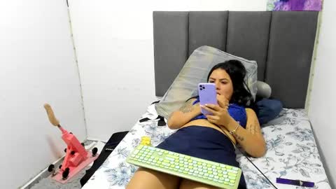 Snapshot of almaa__ chatting on 02/19/25, 09:58 Alma online show from 02/19/25, 09:58