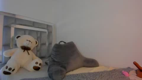 ALMA BELLE online show from 04/22/26, 07:11