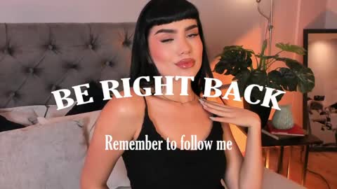 Mia online show from 04/23/26, 01:13