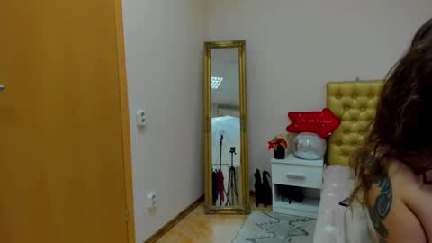 Snapshot of almafancy chatting on 01/14/25, 09:35 Alma online show from 01/14/25, 09:35