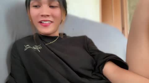 larah online show from 04/21/26, 05:03