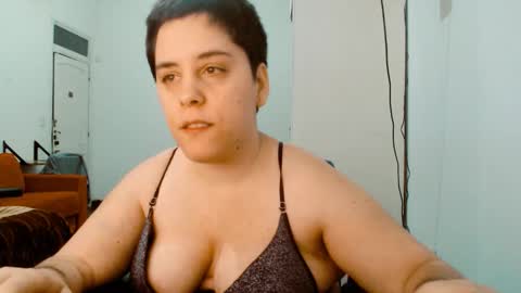 Almond online show from 01/11/26, 12:04