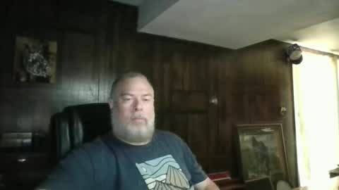 Snapshot of almostdaylight chatting on 11/02/25, 07:16 AlmostDaylight online show from 11/02/25, 07:16