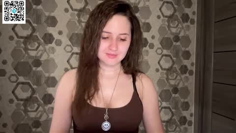 Snapshot of almostinnocent_ chatting on 09/16/25, 08:54 Anna online show from 09/16/25, 08:54