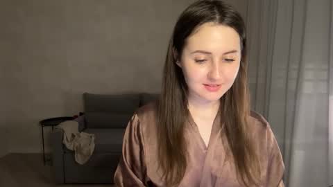 Snapshot of almostinnocent_ chatting on 10/16/25, 09:38 Anna online show from 10/16/25, 09:38