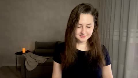 Snapshot of almostinnocent_ chatting on 10/22/25, 08:52 Anna online show from 10/22/25, 08:52