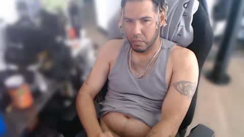 simplyfaded online show from 03/09/25, 09:57