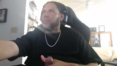 simplyfaded online show from 04/05/26, 06:54