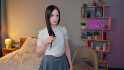 Snapshot of alonareinicke chatting on 05/08/26, 07:08 Alona online show from 05/08/26, 07:08