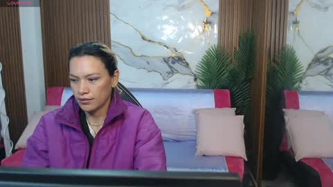 alonddra_tay online show from 05/12/26, 11:40