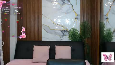 alonddra_tay online show from 05/15/26, 11:50