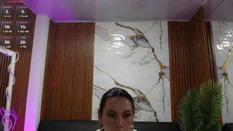 Snapshot of alonddra_tay chatting on 05/20/26, 11:27 alonddra_tay online show from 05/20/26, 11:27