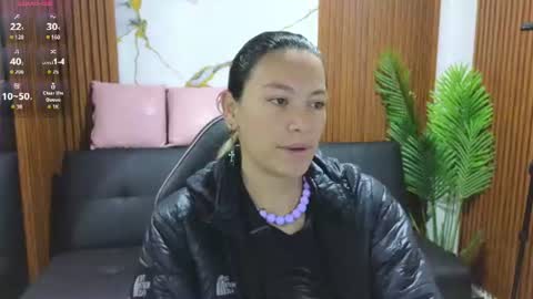 Snapshot of alonddra_tay chatting on 06/28/26, 11:49 alonddra_tay online show from 06/28/26, 11:49