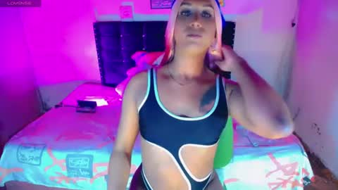 Snapshot of alondragill_ chatting on 07/09/26, 10:47 alondragill_ online show from 07/09/26, 10:47
