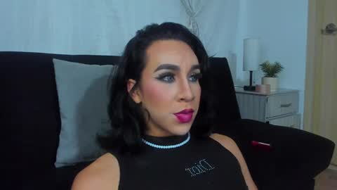 Hazel Bowie online show from 02/04/25, 04:26