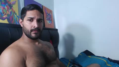 Snapshot of alonxoo chatting on 07/07/26, 01:52 alonxoo online show from 07/07/26, 01:52