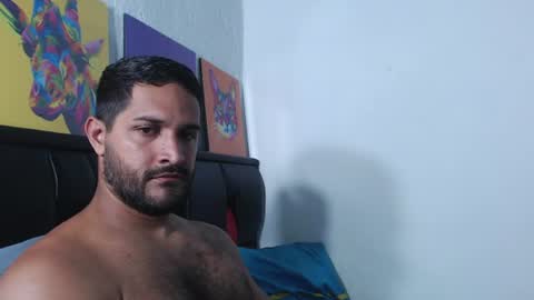 Snapshot of alonxoo chatting on 07/29/26, 01:37 alonxoo online show from 07/29/26, 01:37