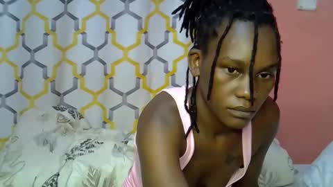 alorapavo online show from 04/12/26, 04:23