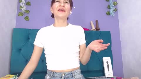 Alorena Megan online show from 04/18/26, 03:21