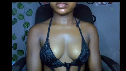 Snapshot of alosexy_bae chatting on 05/06/26, 06:52 alo online show from 05/06/26, 06:52