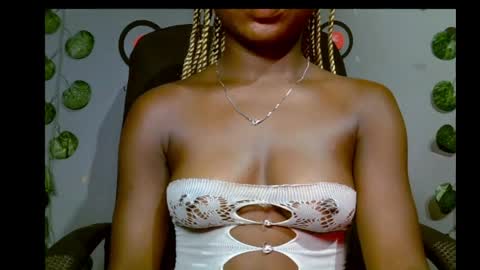 Snapshot of alosexy_bae chatting on 06/05/26, 02:56 alo online show from 06/05/26, 02:56
