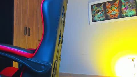 Snapshot of alpha_dominus_ chatting on 10/02/25, 05:03 alpha_dominus_ online show from 10/02/25, 05:03