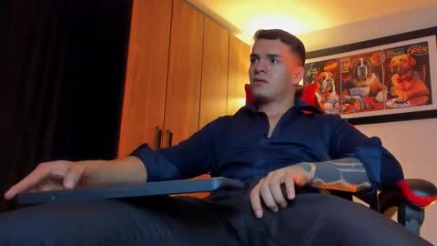 alpha_dominus_ online show from 01/09/26, 06:16