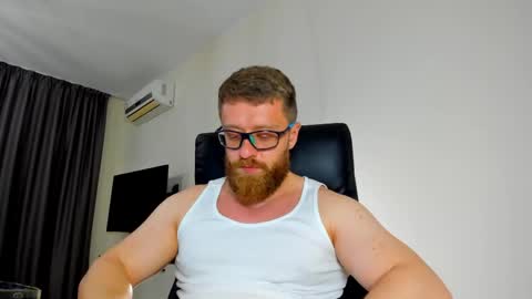 Alphaalexxx Lets reach Me 100 thumbs up online show from 05/15/26, 05:31