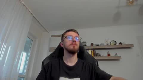 Andi online show from 11/18/25, 12:09