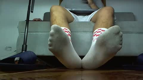 Snapshot of alphacashmaster8 chatting on 05/08/26, 06:52 MASTER FINDOM DRAIN... online show from 05/08/26, 06:52