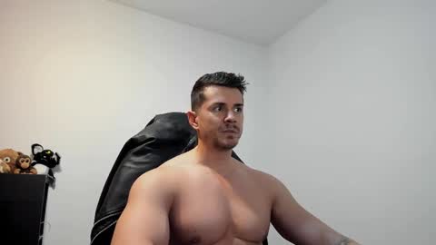 LeatherMaster online show from 03/31/26, 05:24