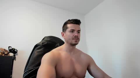 LeatherMaster online show from 04/20/26, 08:17