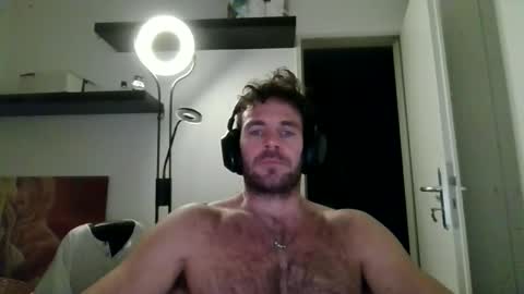 alphah_hunk online show from 11/23/25, 09:25