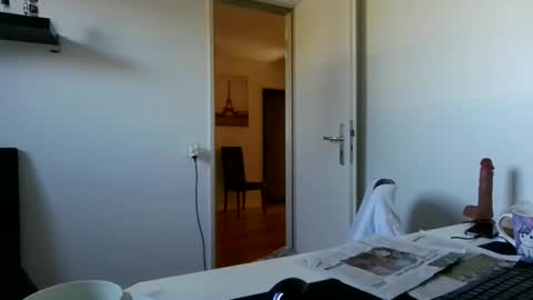 Snapshot of alphah_hunk chatting on 05/01/26, 02:21 alphah_hunk online show from 05/01/26, 02:21