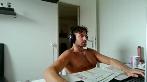 Snapshot of alphah_hunk chatting on 05/05/26, 10:56 alphah_hunk online show from 05/05/26, 10:56