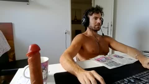 Snapshot of alphah_hunk chatting on 05/13/26, 09:50 alphah_hunk online show from 05/13/26, 09:50