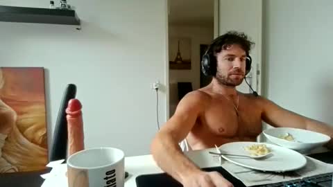 Snapshot of alphah_hunk chatting on 05/18/26, 05:30 alphah_hunk online show from 05/18/26, 05:30