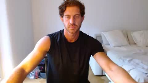 alphahung23 online show from 10/21/25, 08:48